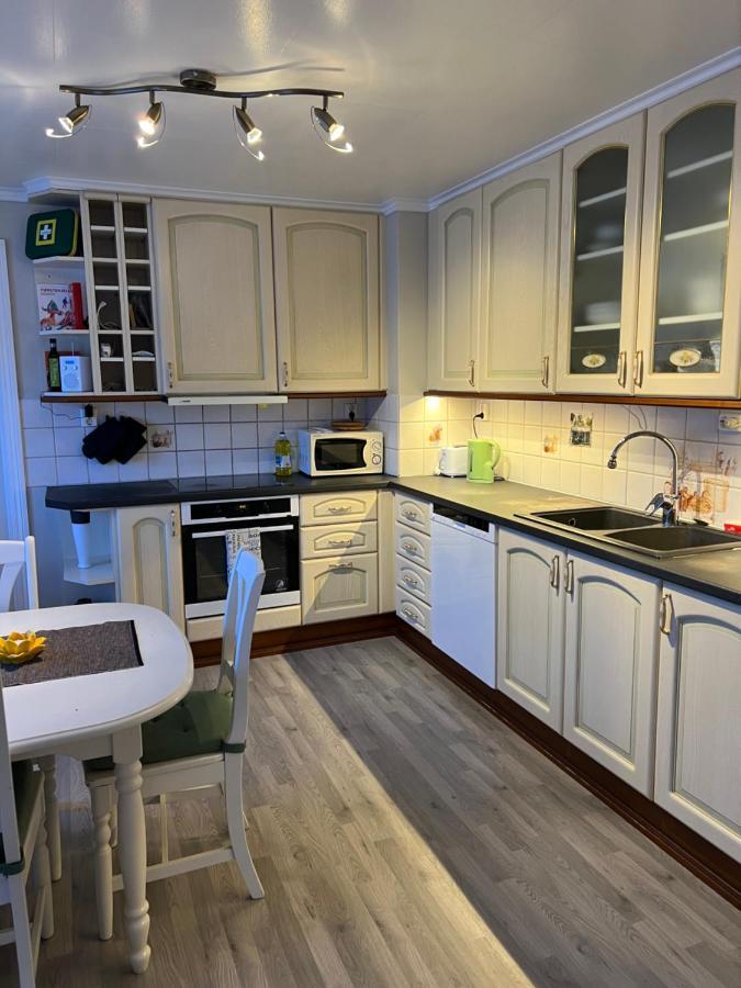 Comfortable 3 Bedroom Apartment On One Floor. Sandefjord Exterior photo